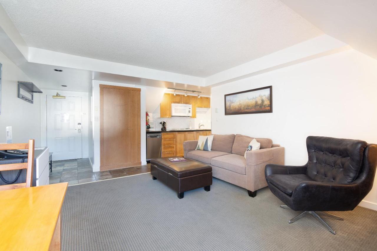 Whistler Village Centre By Latour Hotels And Resorts Exterior photo
